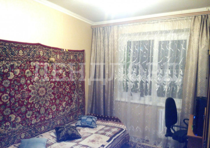 3-комн квартира Днепропетровская улица, 48