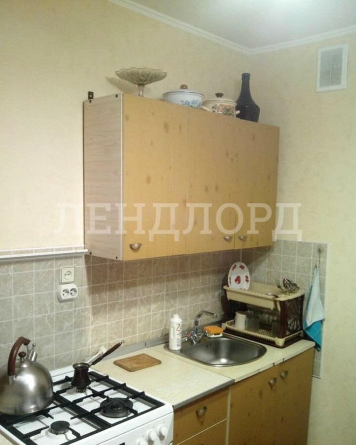 3-комн квартира Днепропетровская улица, 48