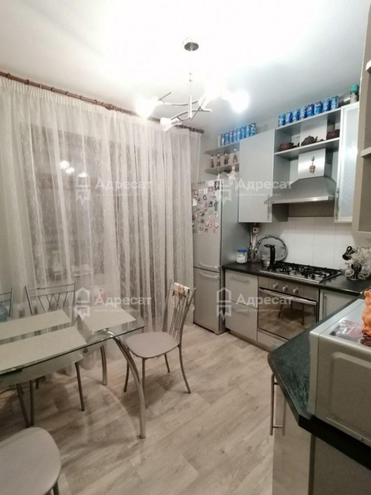 2-комн квартира ул. Волгоградская (М.Горького),  д.1/6