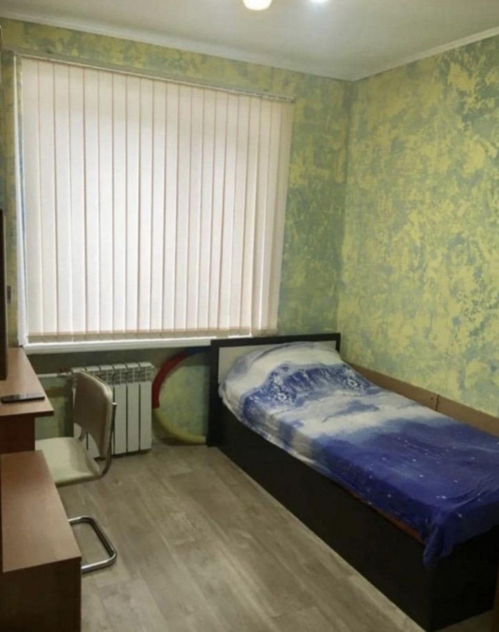 3-комн квартира Волоха ул, 22