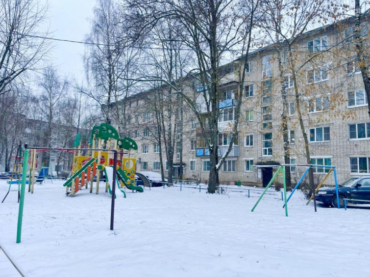 3-комн квартира Менделеева ул, 46