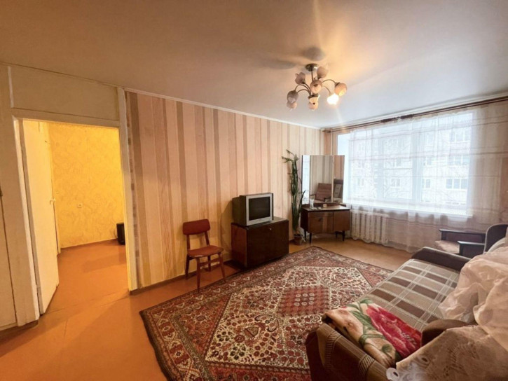 3-комн квартира Менделеева ул, 46