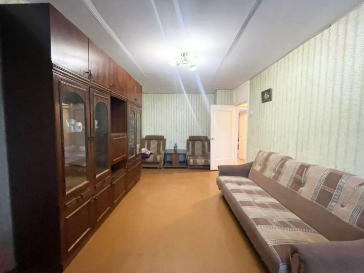3-комн квартира Менделеева ул, 46