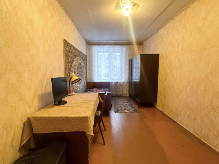 3-комн квартира Менделеева ул, 46