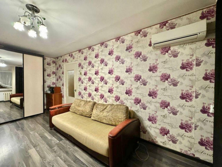 1-комн квартира Урицкого ул, 3