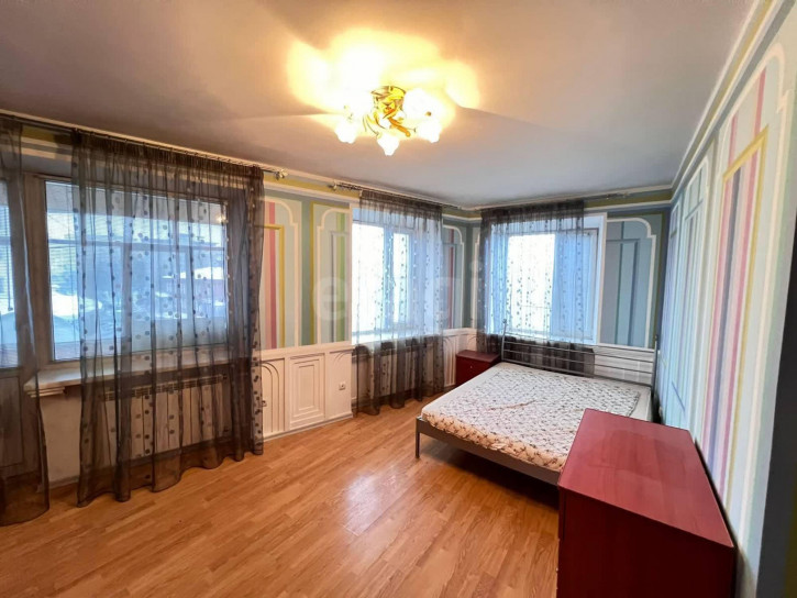 3-комн квартира улица Батюшкова, 9