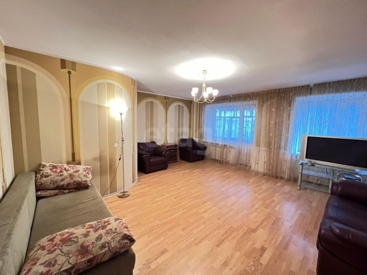 3-комн квартира улица Батюшкова, 9