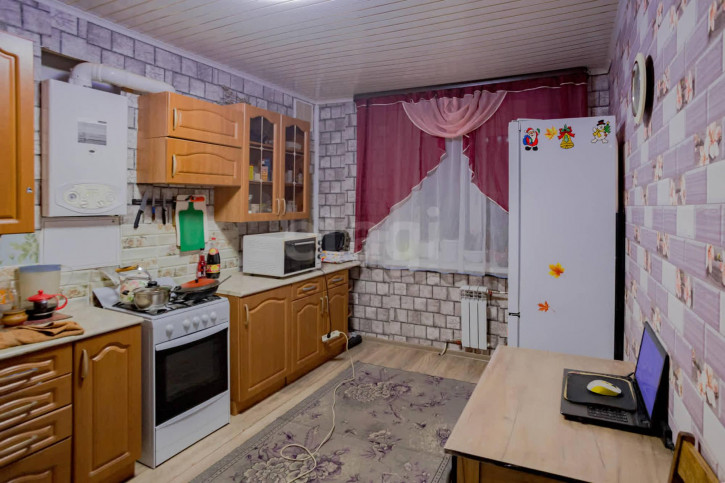 3-комн квартира , 45