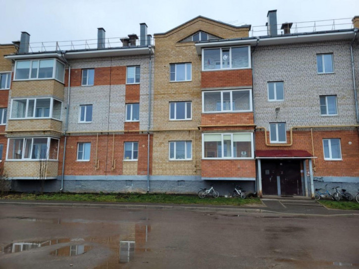 3-комн квартира , 45