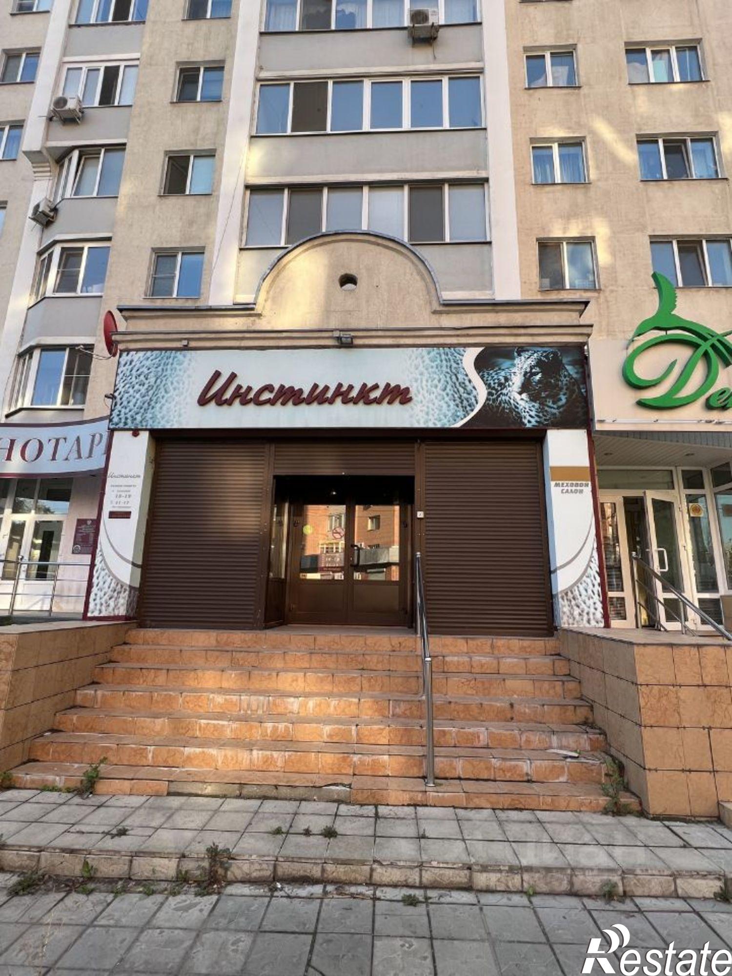 Сдать торговое помещение за 225 000 рублей на Советская улица, 11