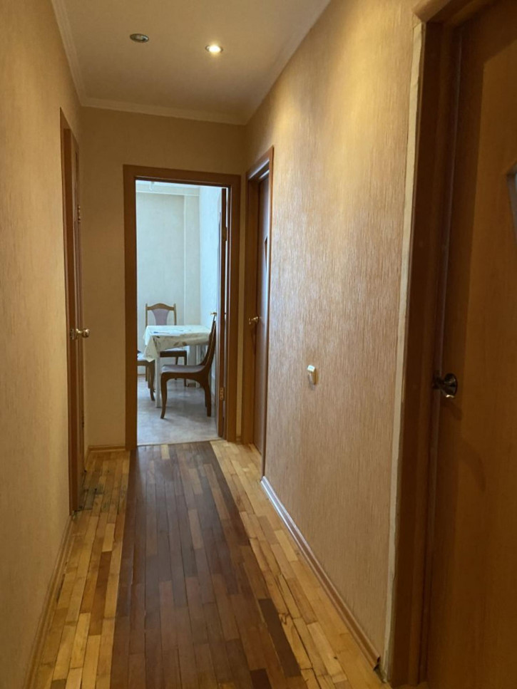 3-комн квартира Мира ул, 328