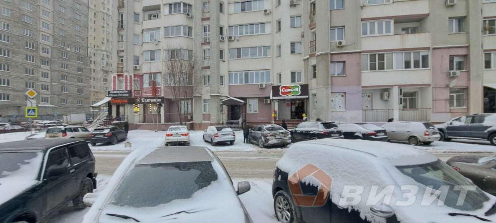 Купить торговое помещение за 700 000 рублей на Санфировой улица