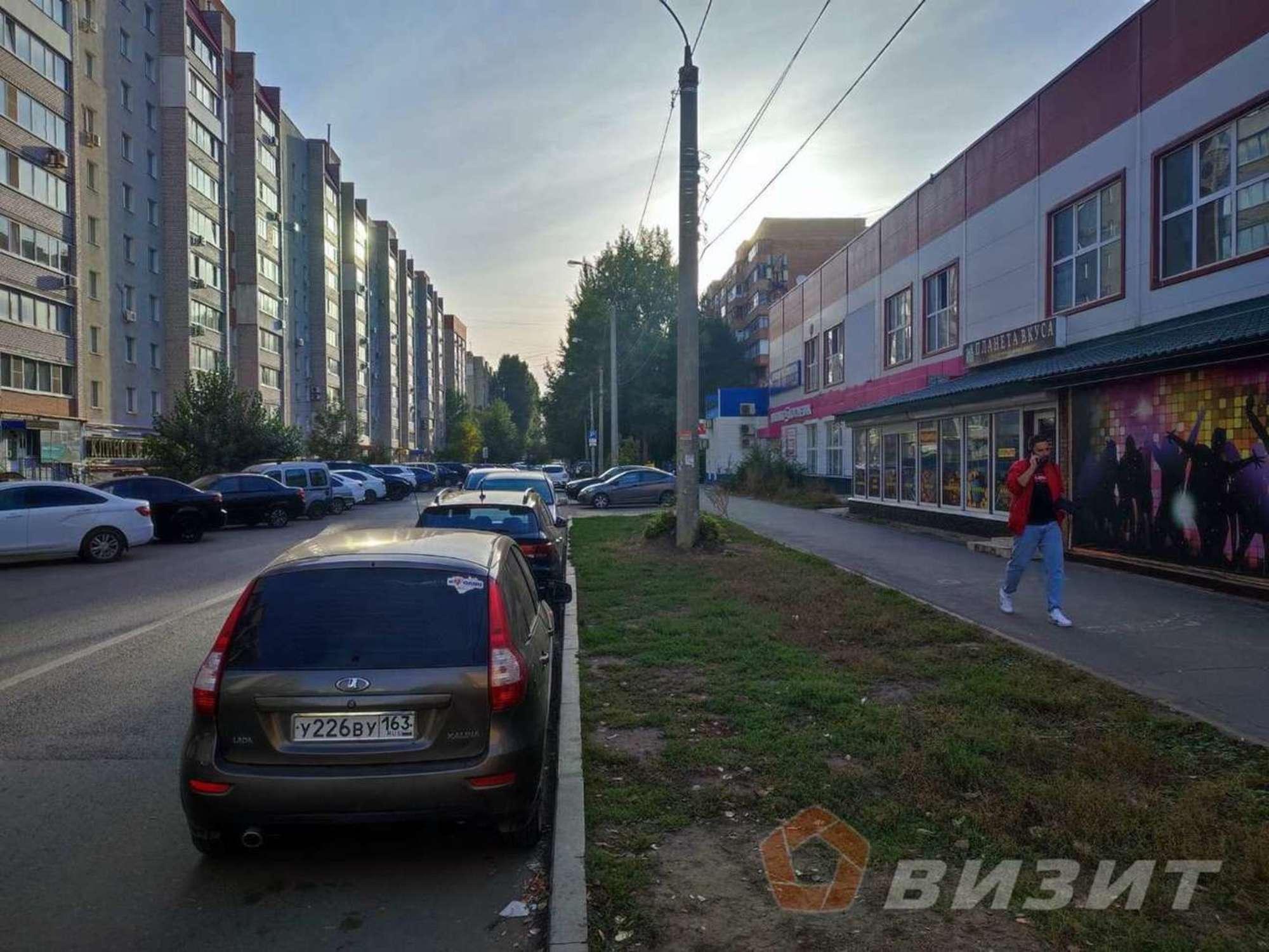 Сдать торговое помещение за 55 000 рублей на Нагорная улица, 136а