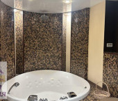 4-комн, 182кв м, этаж 4/5 Дружбы , 17