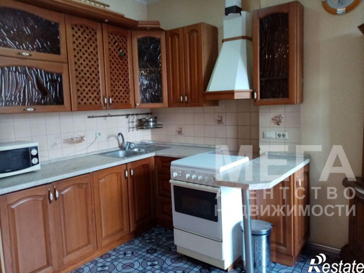 3-комн квартира Каслинская ул, 34
