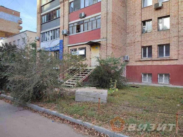 Торговое помещение Нагорная улица, 136а