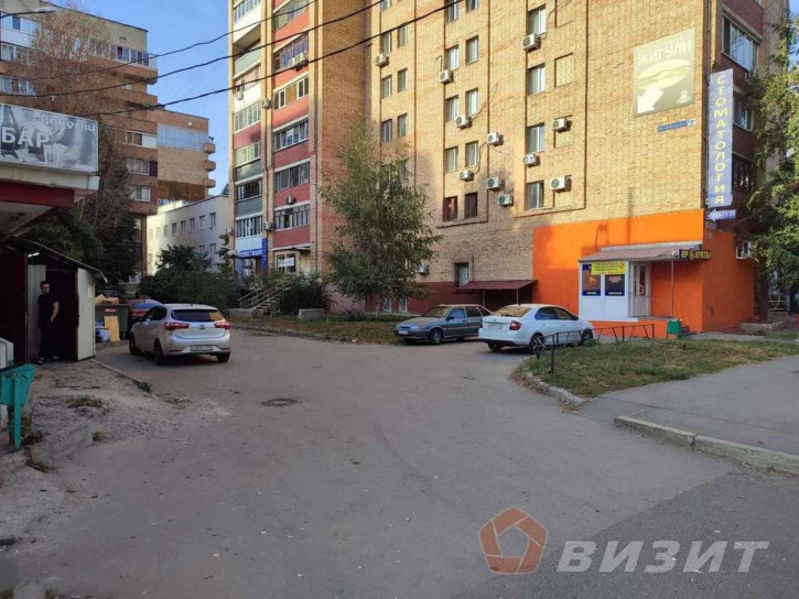 Торговое помещение Нагорная улица, 136а