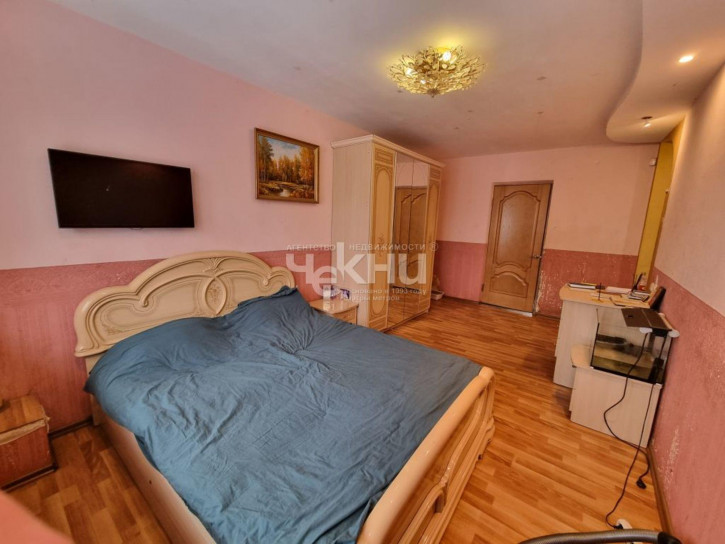 3-комн квартира Бринского ул, 4 к1