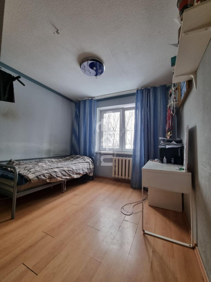 3-комн квартира Бринского ул, 4 к1