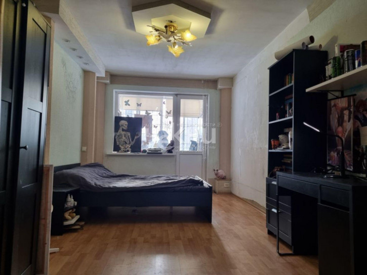 3-комн квартира Бринского ул, 4 к1