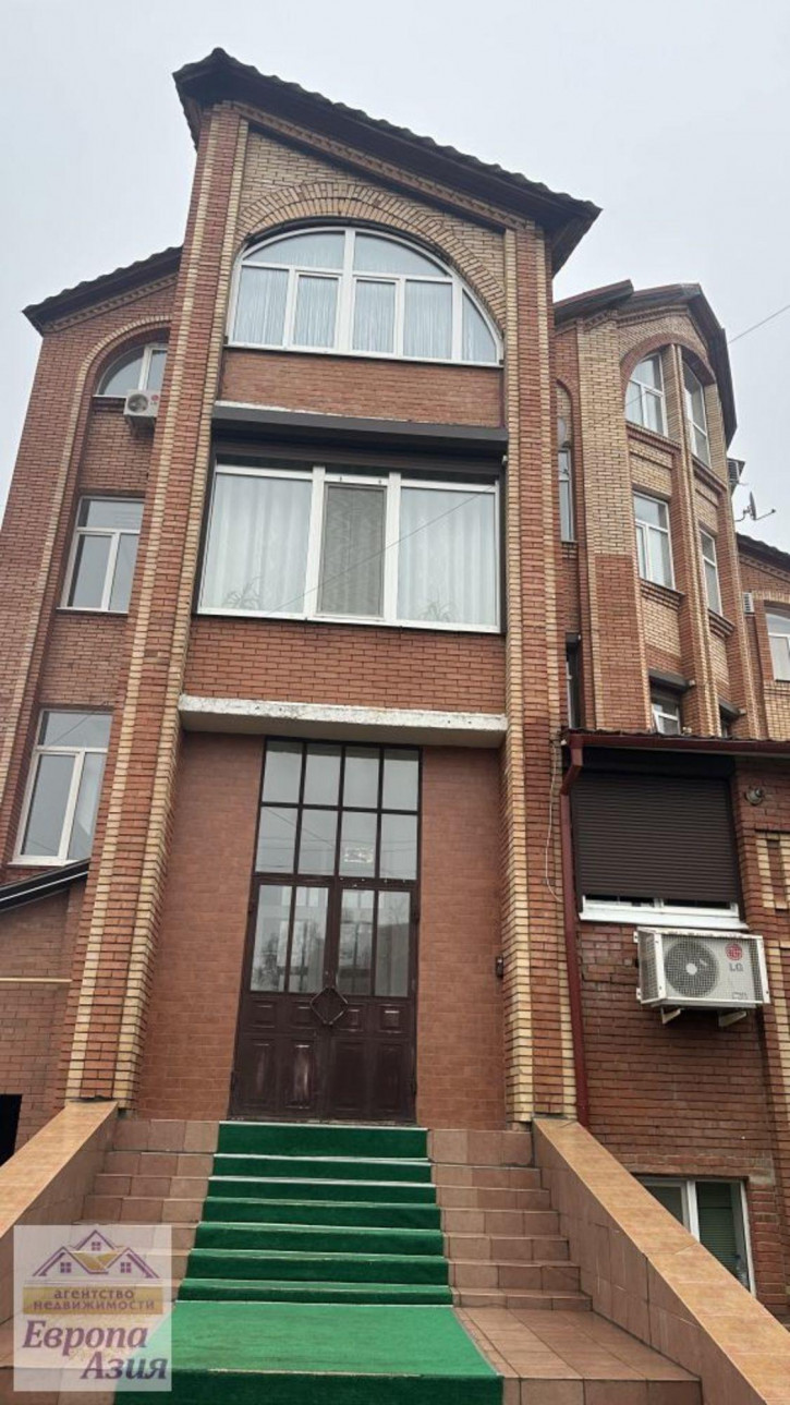 4-комн квартира Дружбы , 17