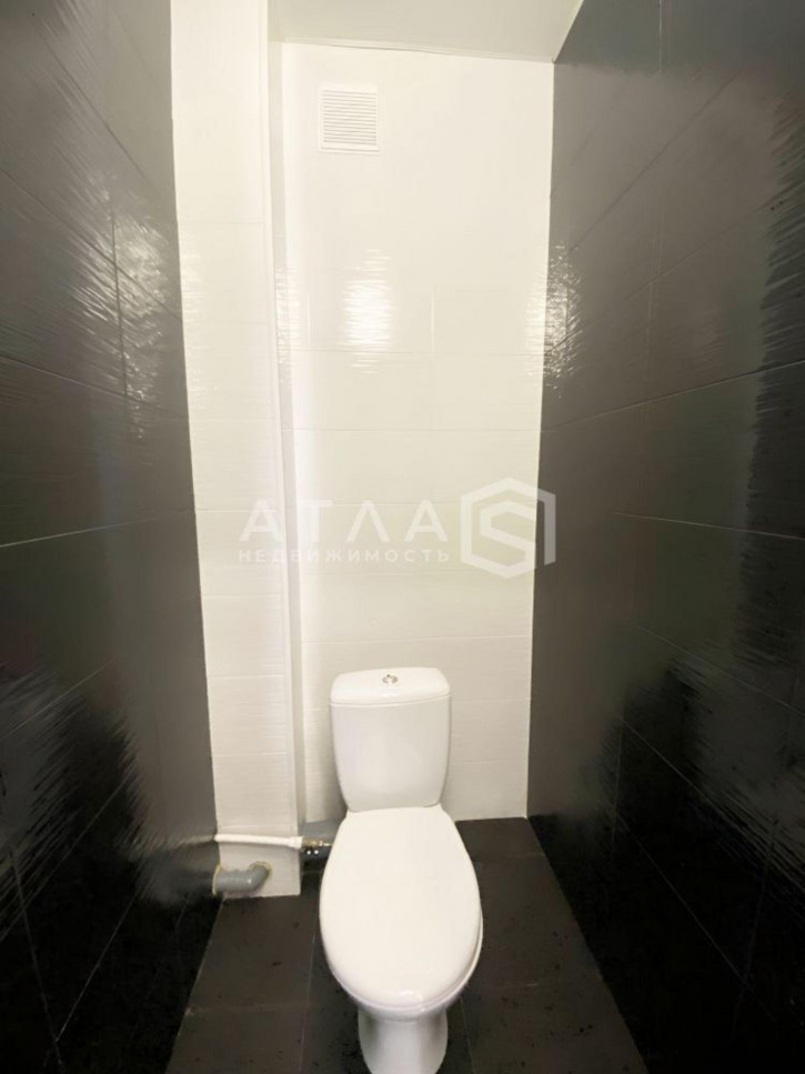 3-комн квартира Антонова ул, 5Л