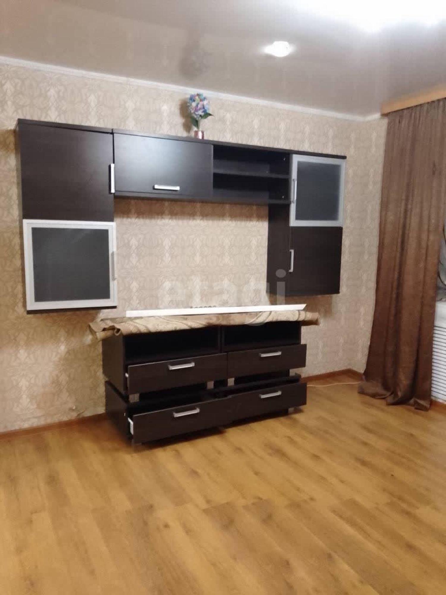 Купить квартиру за 3 400 000 рублей на Строителей, 8