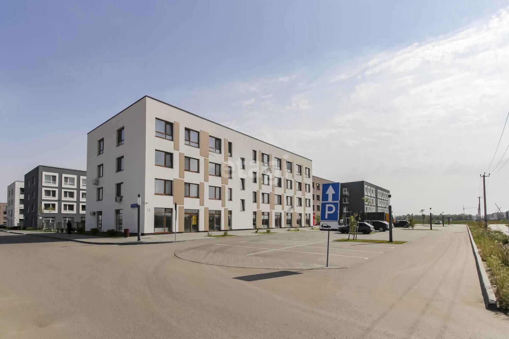 Купить торговое помещение за 17 500 000 рублей на Стройотрядовская 6