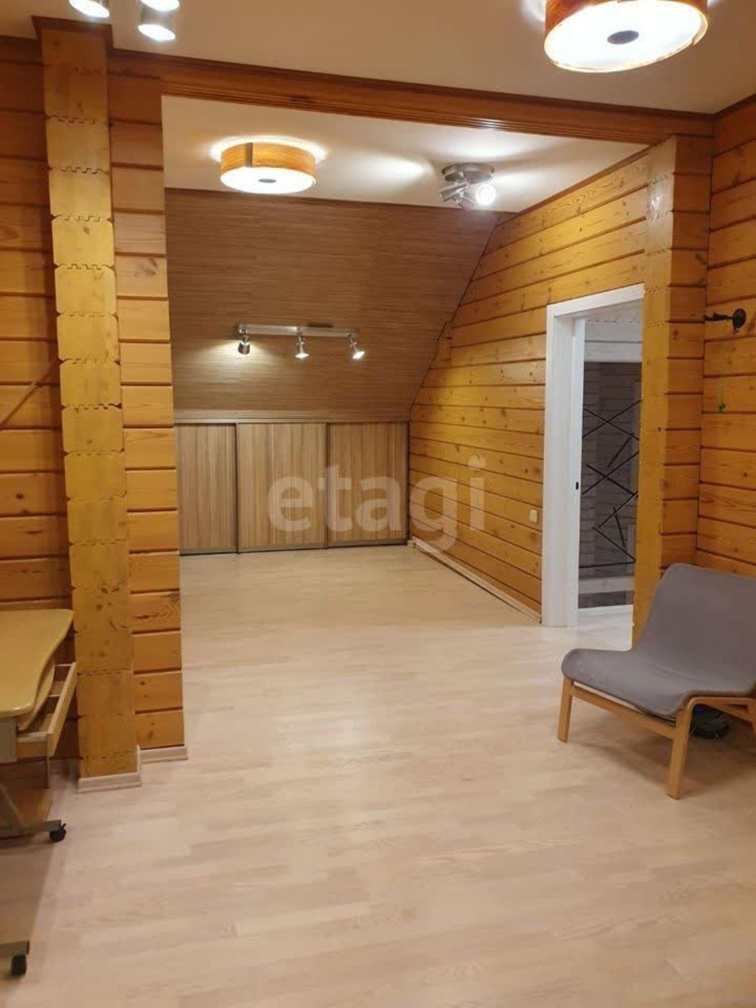 Купить дачу, дом, коттедж за 22 200 000 рублей на Мусы Джалиля, 29