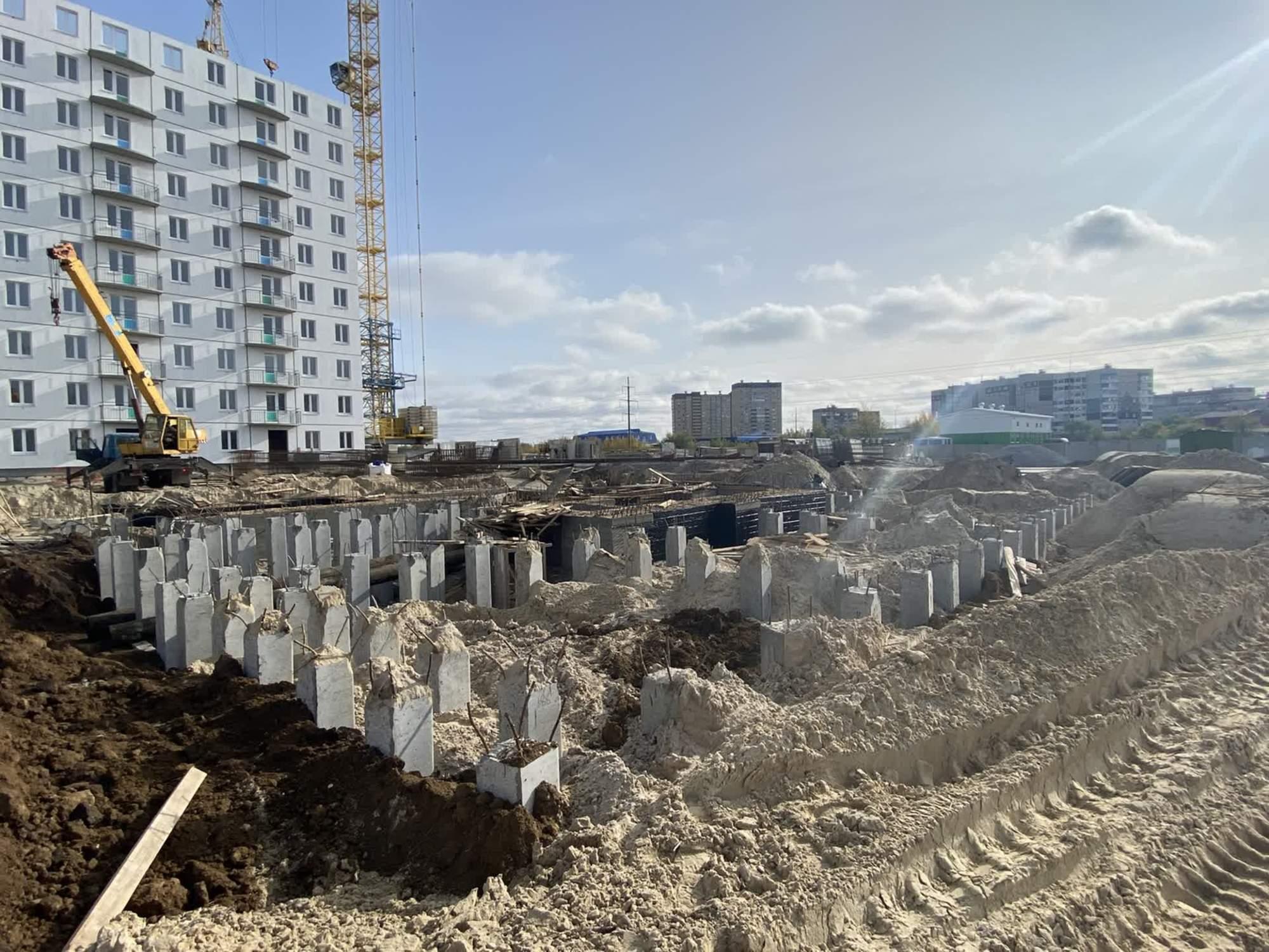 Купить квартиру за 5 700 000 рублей на Героев космоса, 9