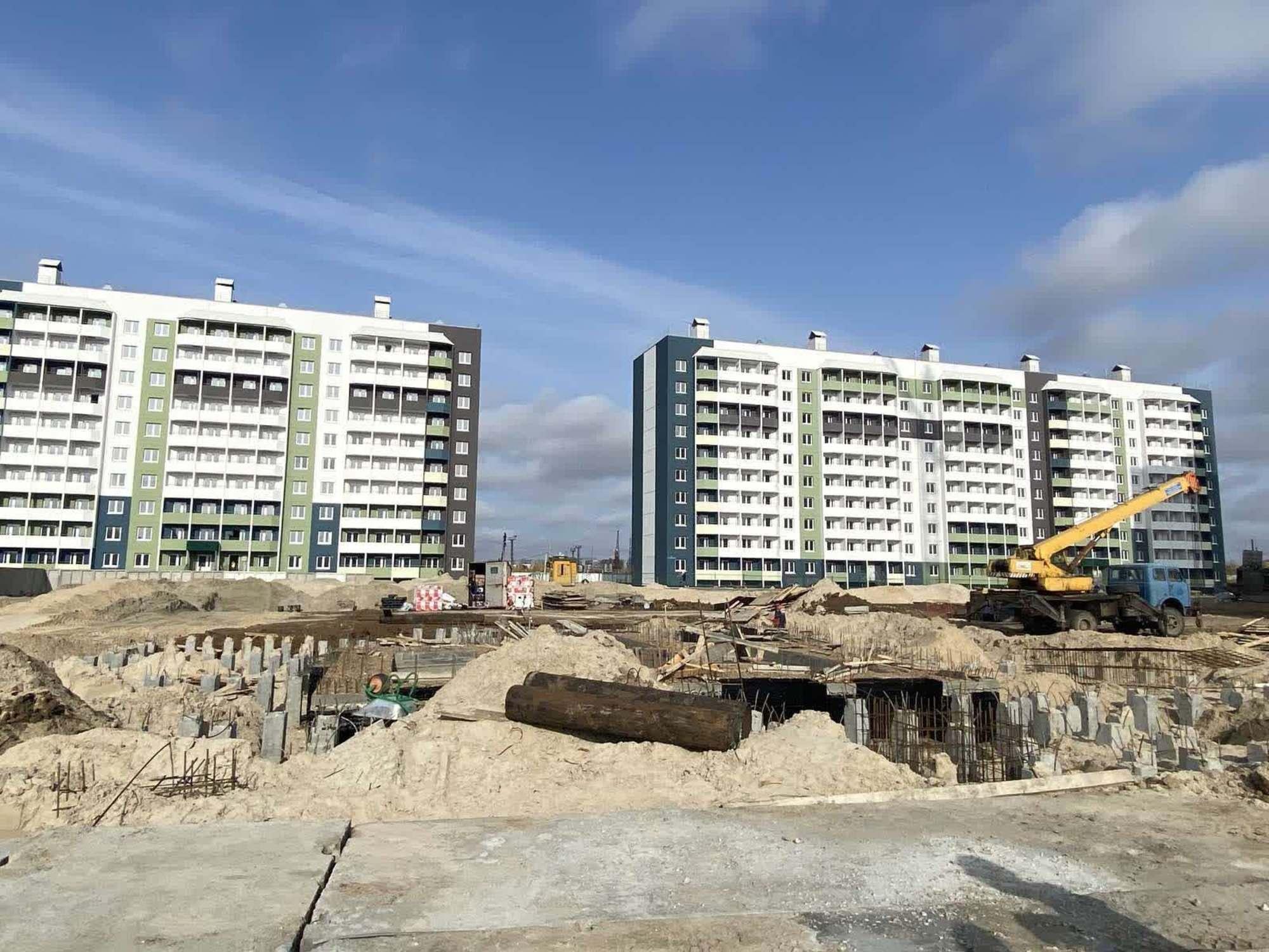 Купить квартиру за 5 685 000 рублей на Героев космоса, 11