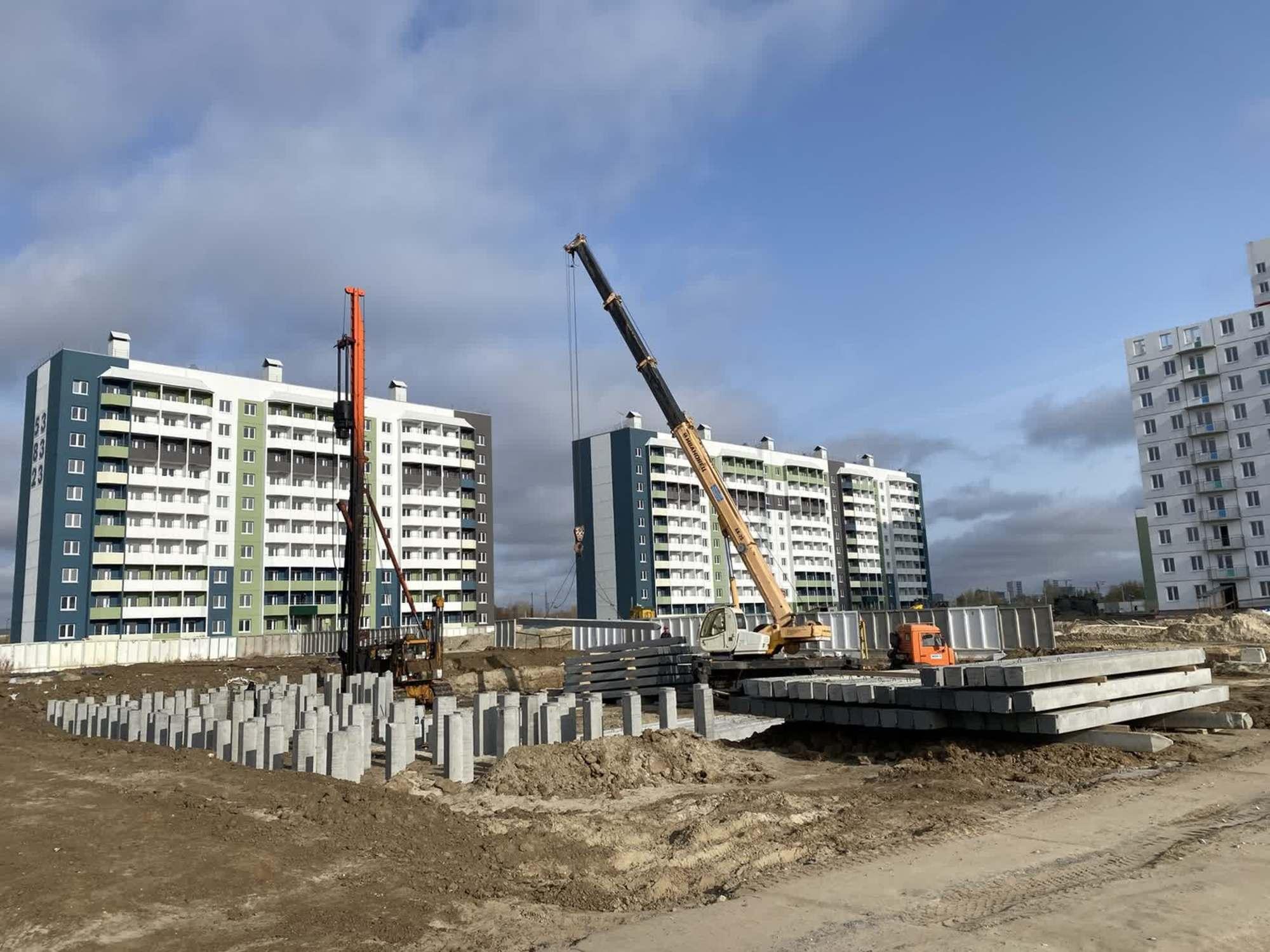 Купить квартиру за 5 700 000 рублей на Героев космоса, 9