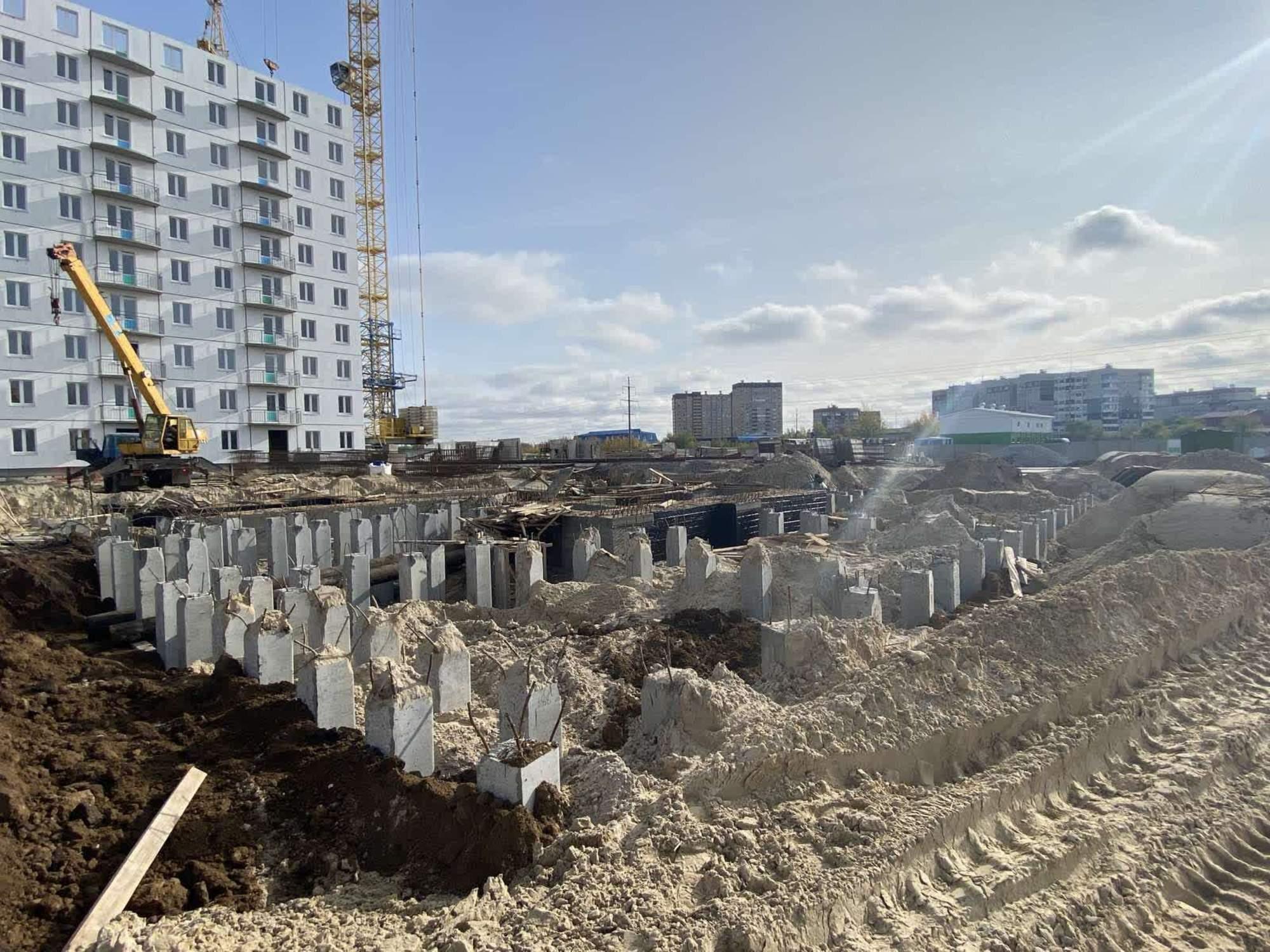 Купить квартиру за 5 685 000 рублей на Героев космоса, 11