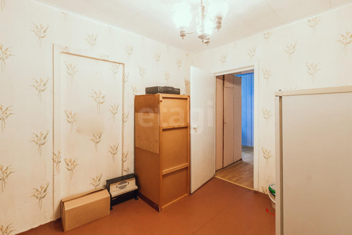 3-комн квартира улица Дзержинского, 15