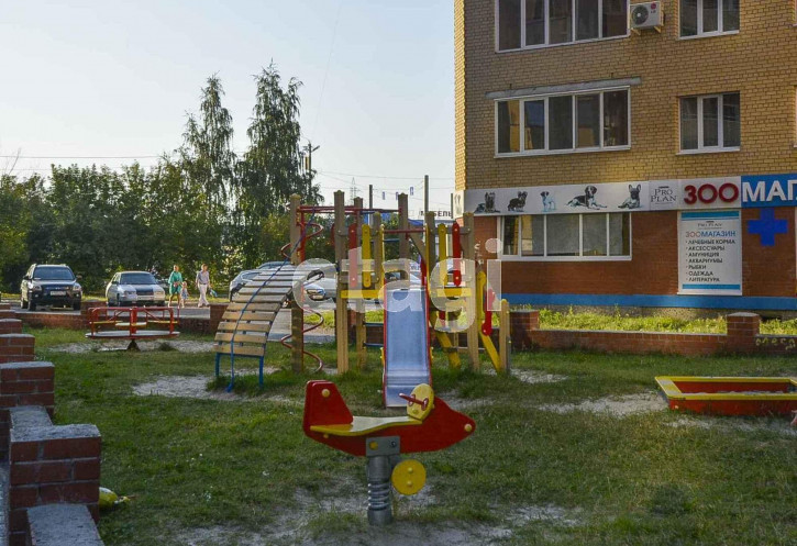 2-комн квартира Мельникайте, 127а/1