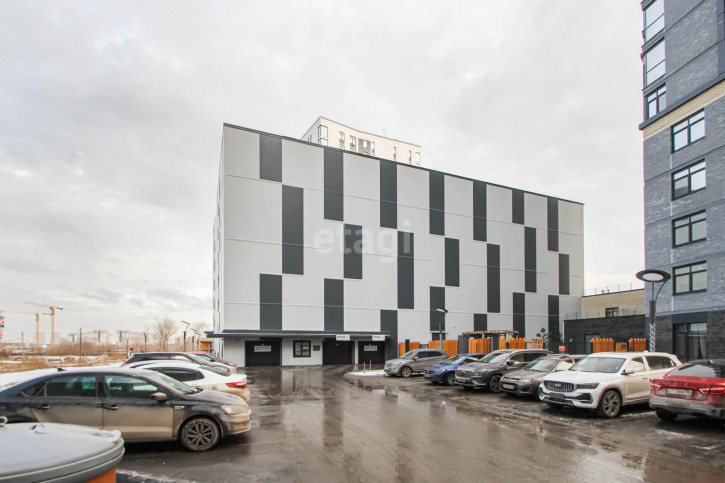 Гараж/парковка Эрвье 38