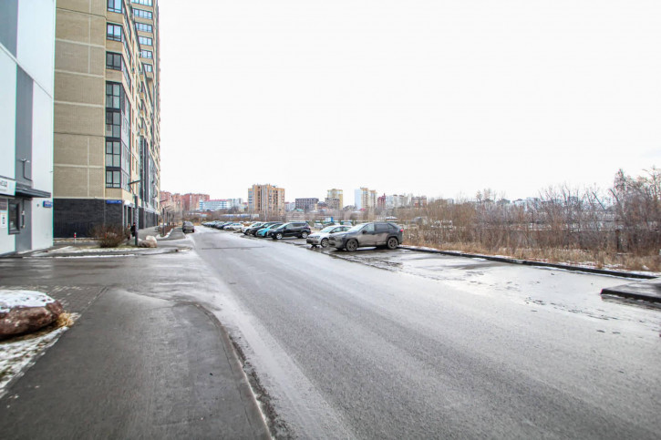 Гараж/парковка Газовиков 75