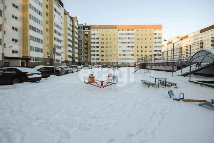 2-комн квартира Стартовая, 5