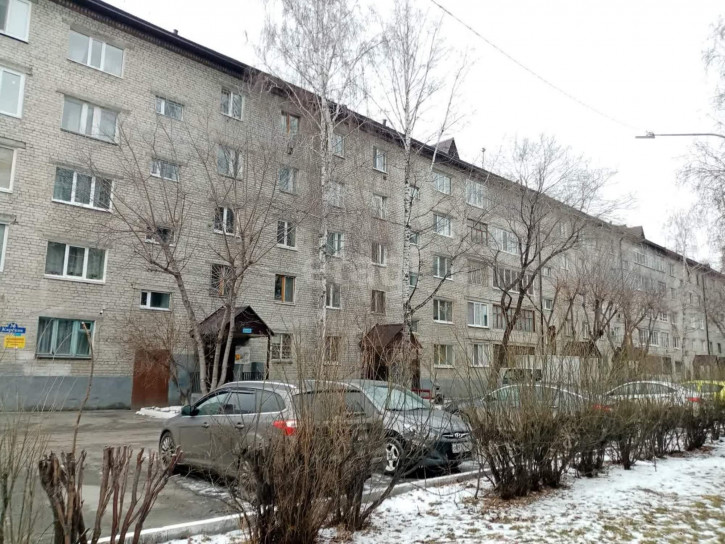 3-комн квартира Карская, 36