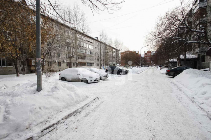 3-комн квартира Карская, 36