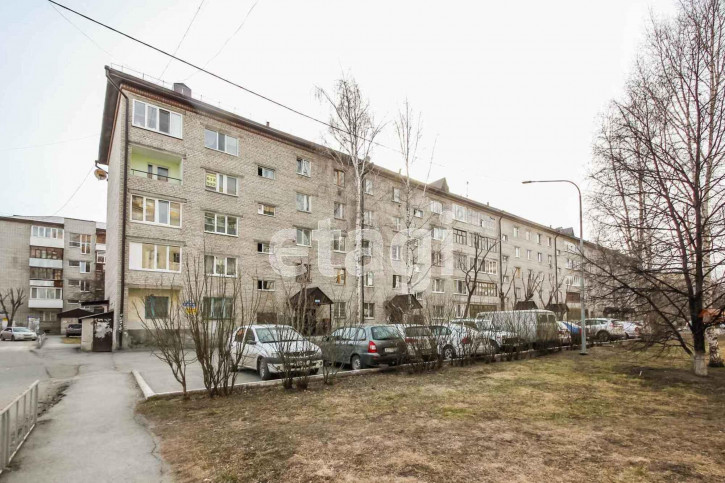 3-комн квартира Карская, 36