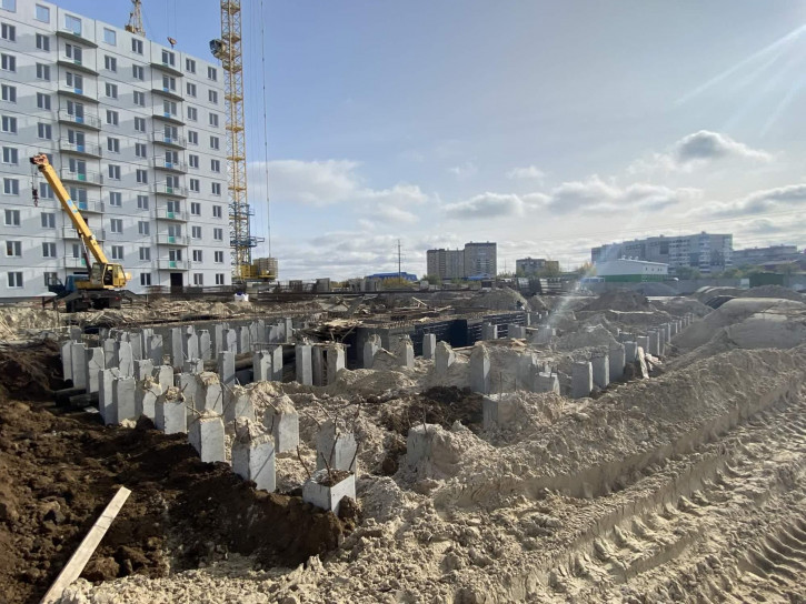 3-комн квартира в новом доме Героев космоса, 9