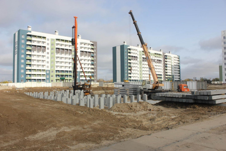 3-комн квартира в новом доме Героев космоса, 9