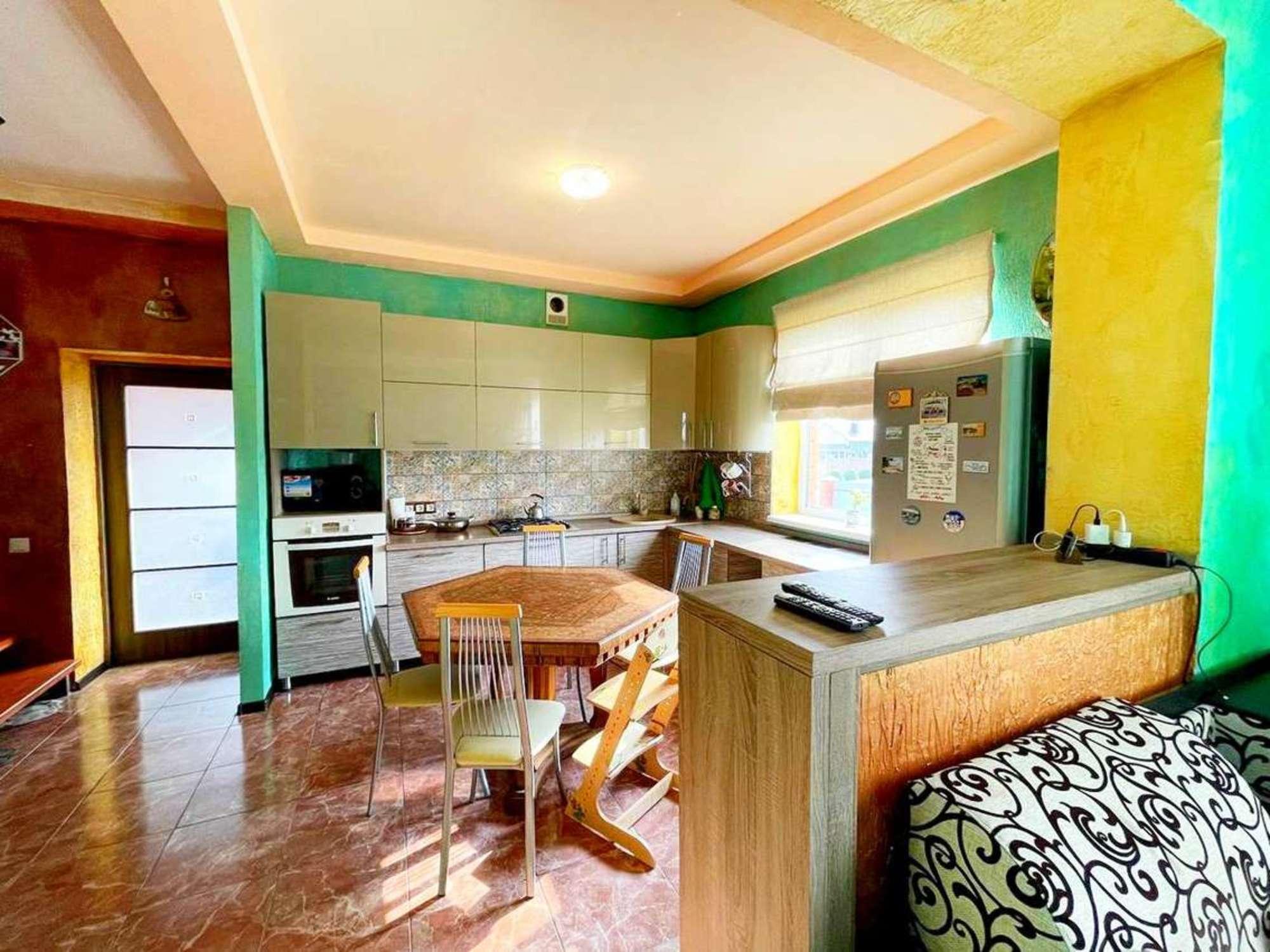 Купить дачу, дом, коттедж за 8 650 000 рублей на Звездная улица