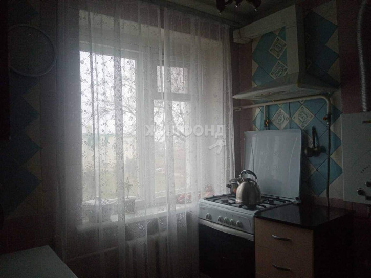 3-комн квартира Строителей улица, д.7