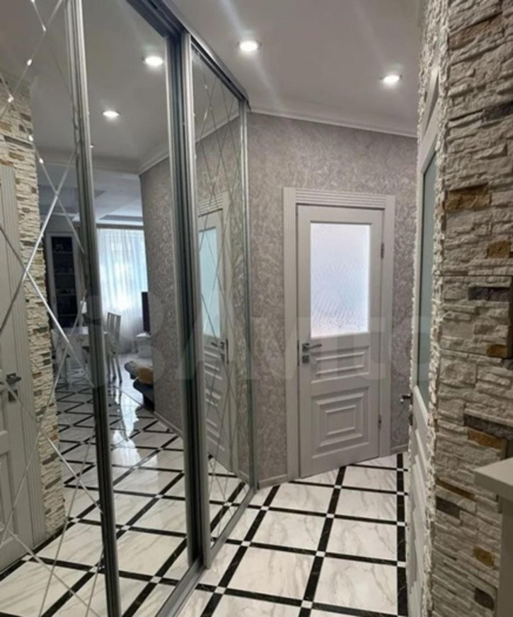 2-комн квартира Ломоносова улица, 101