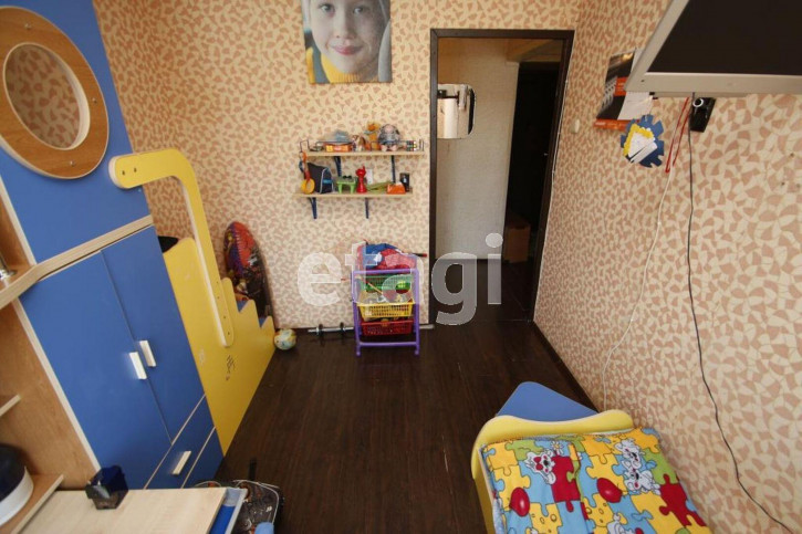 4-комн квартира Якиманиха мкр., 10