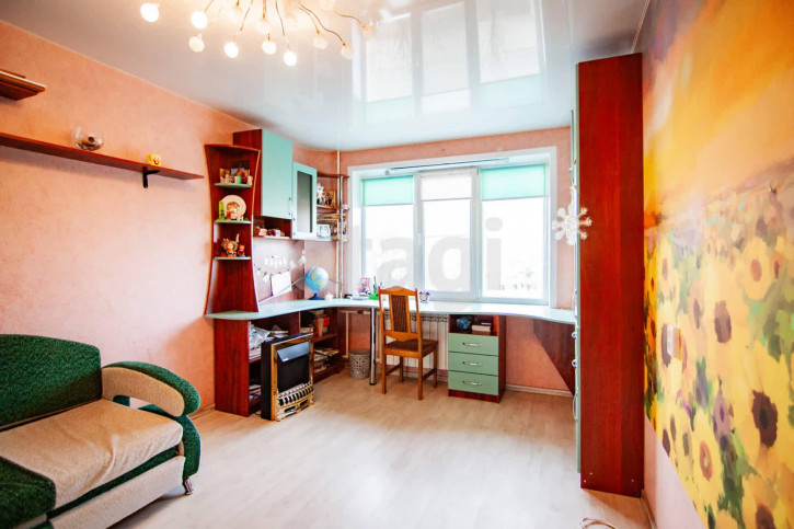 3-комн квартира Магистральная, 53