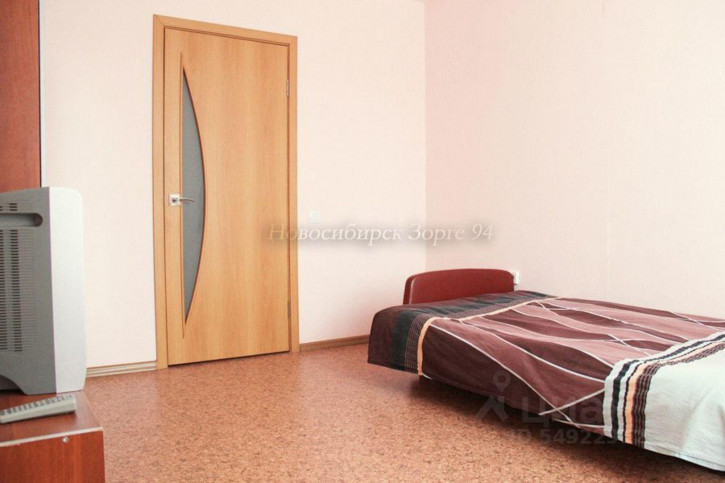 Комната улица Зорге, 94,  д. 94 Комната улица Зорге, 94,  д. 94