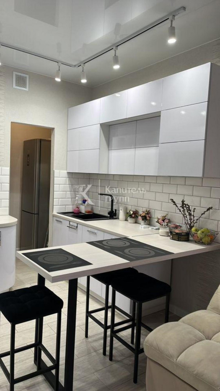 3-комн квартира ул 2-я Луговая, 22к1